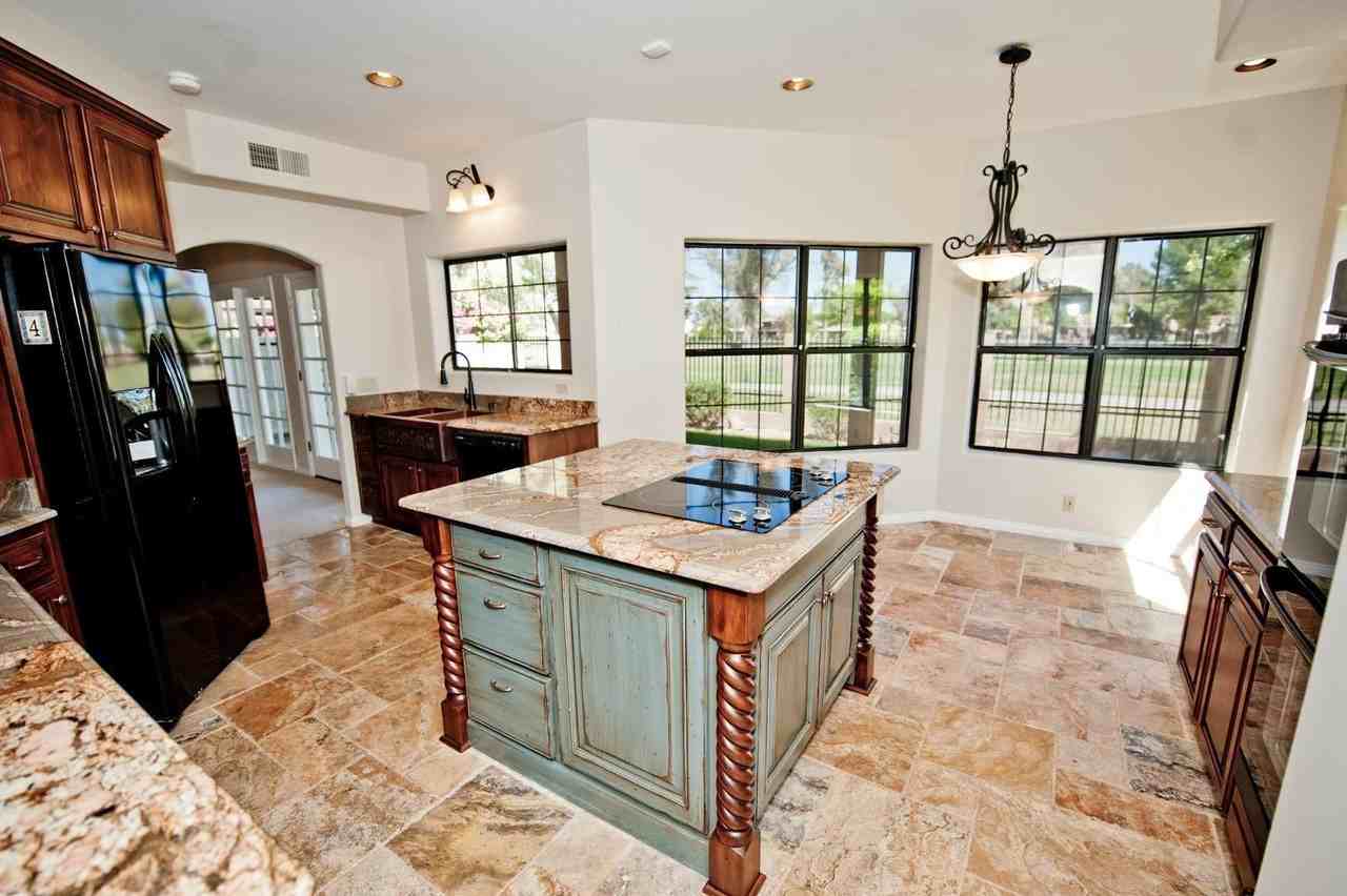 2322 S Rogers #4 - Photo 7 of 40