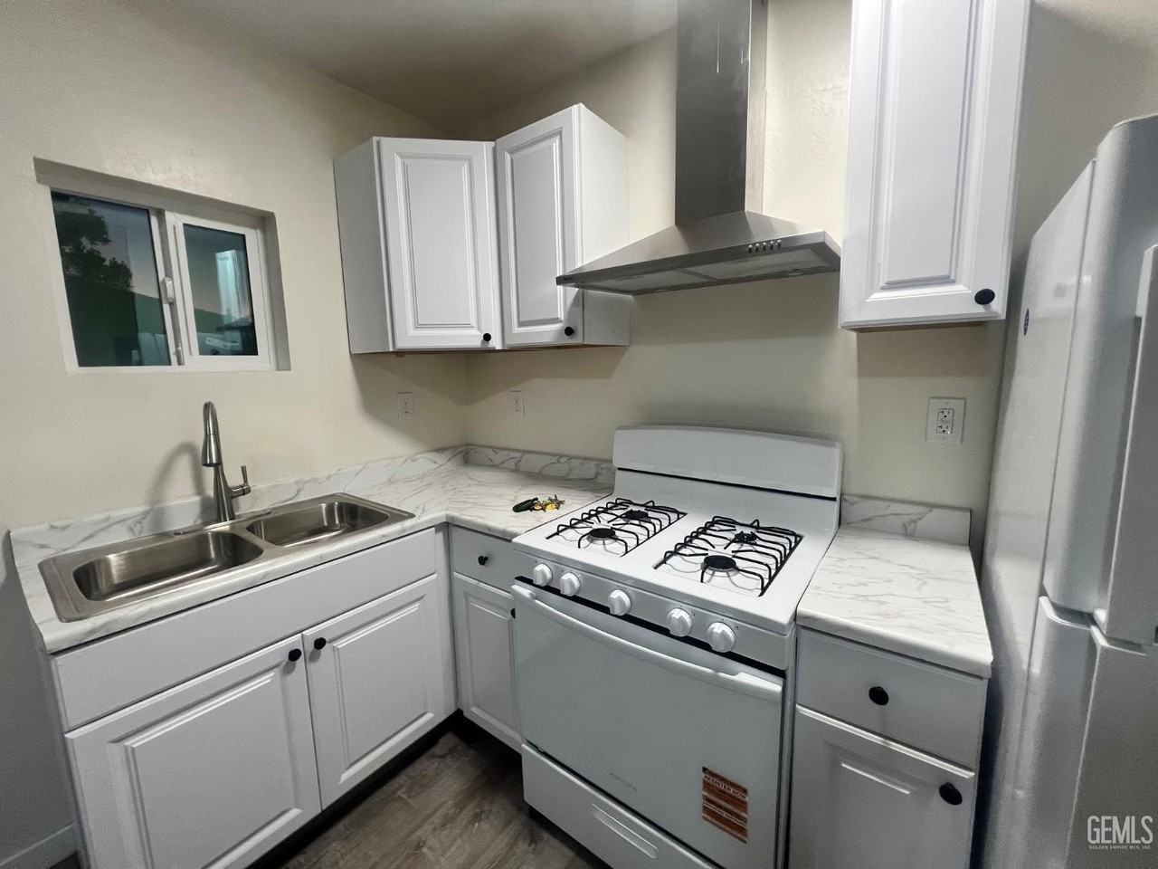 1804 Forrest St #1806 - Photo 5 of 7