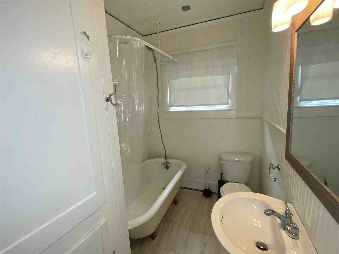 885 High St - Photo 4 of 9