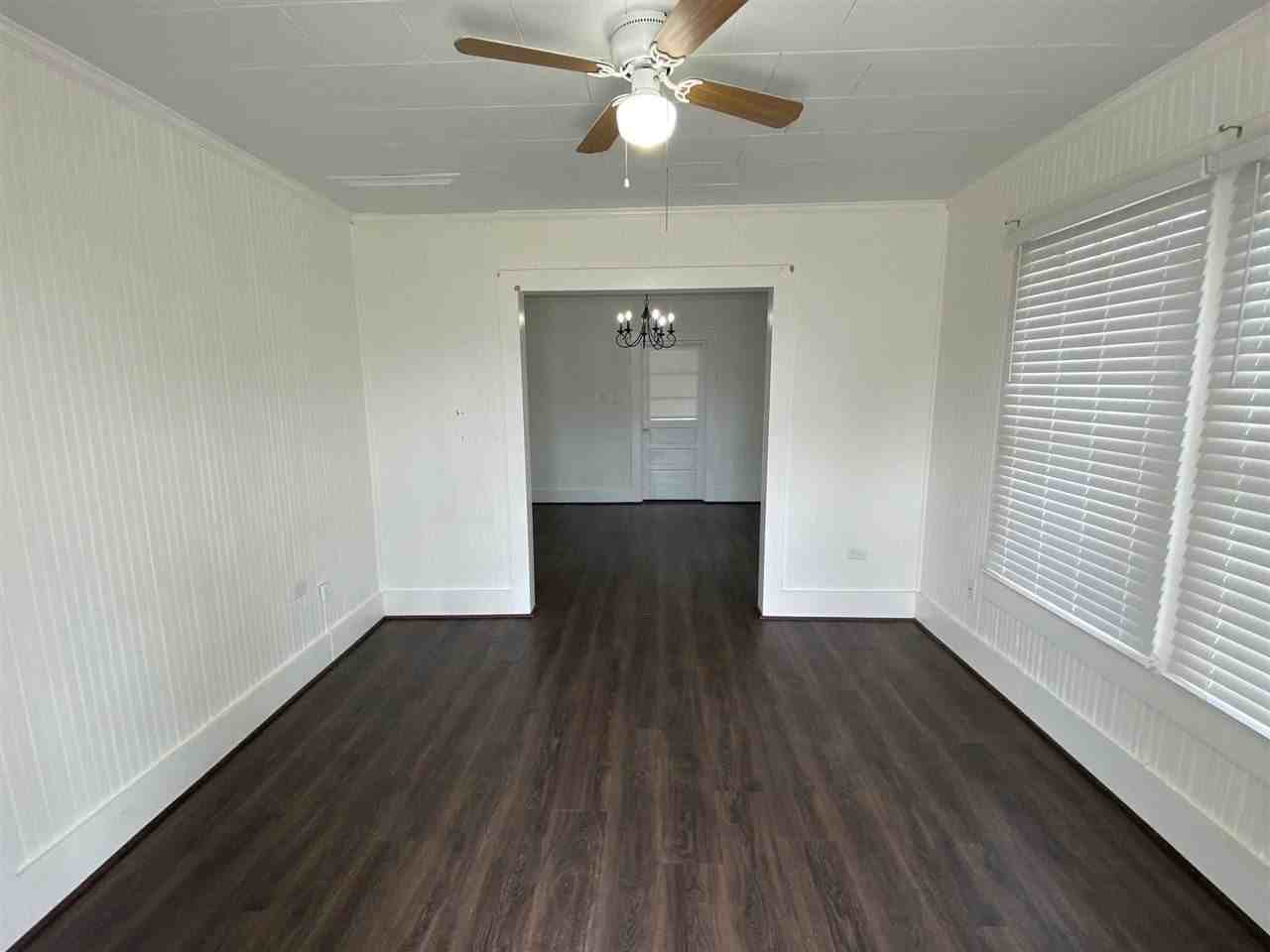 885 High St - Photo 7 of 9