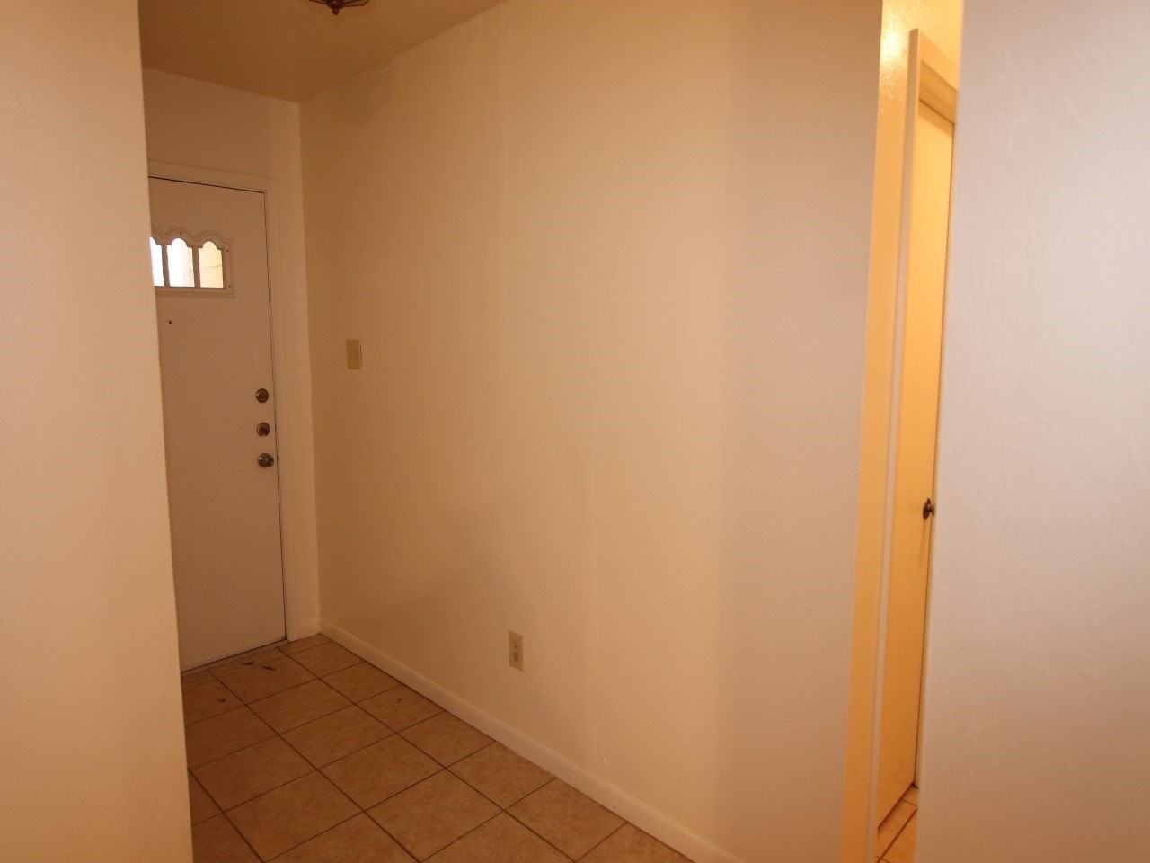 9765 Shepherd Dr - Photo 5 of 16