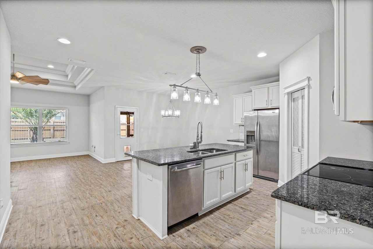 21549 Yosemite Blvd - Photo 4 of 24