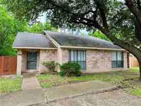 706 Cross Timbers Dr - Photo 1 of 1