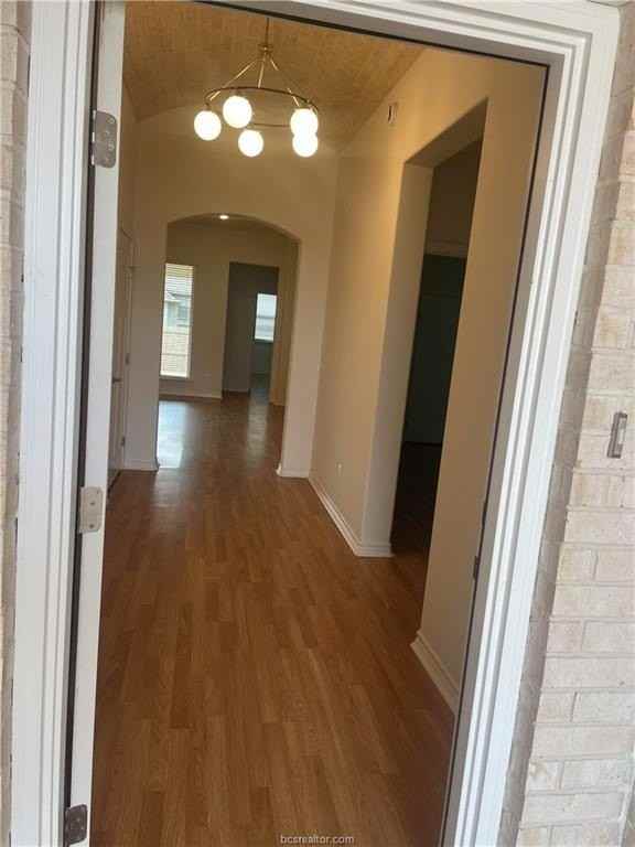 2915 Bombay Ct - Photo 2 of 9