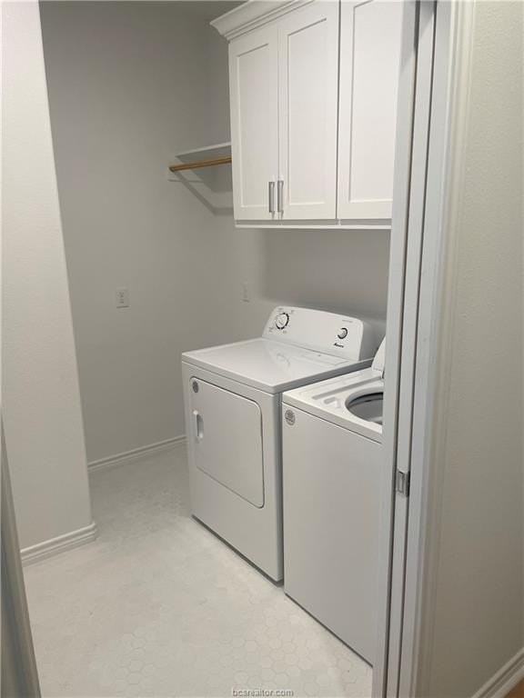 2915 Bombay Ct - Photo 3 of 9