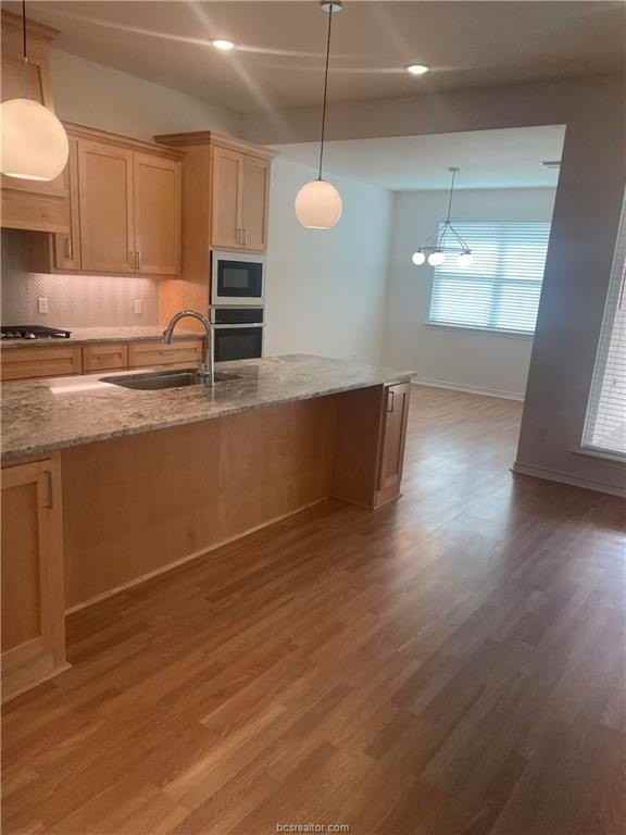 2915 Bombay Ct - Photo 6 of 9