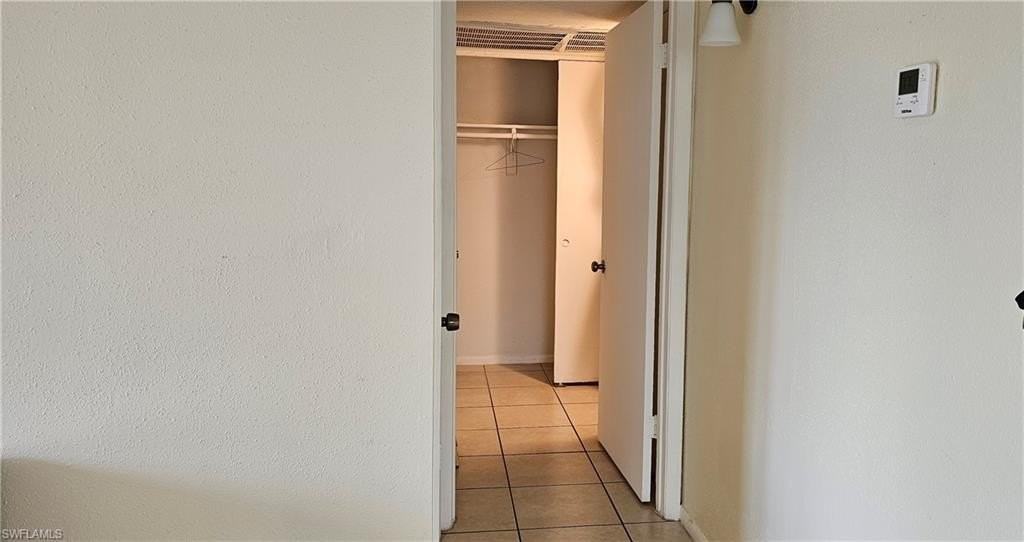 2865 Winkler Ave Apt 416 - Photo 6 of 7
