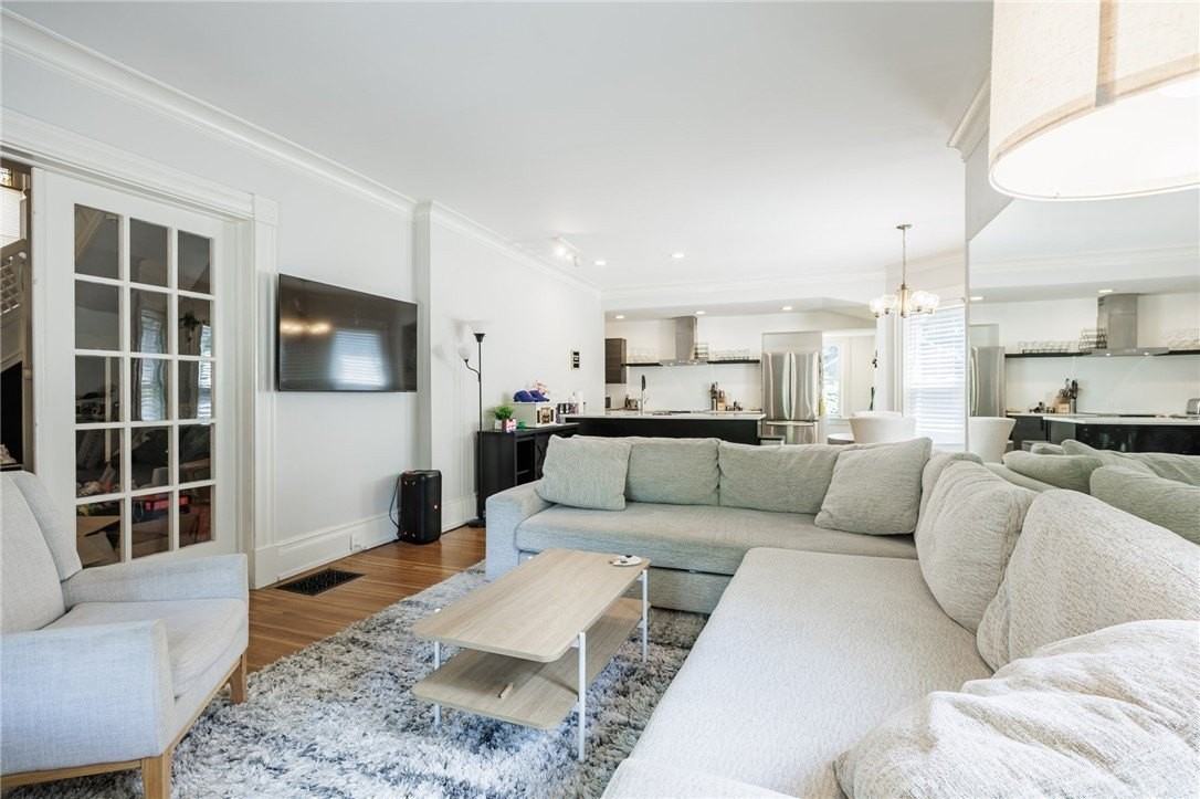 256 Oxford St #1 - Photo 3 of 24