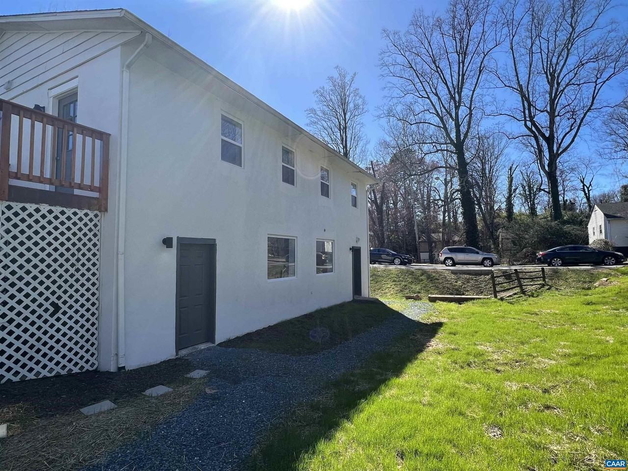 1307 King St #B - Photo 2 of 30