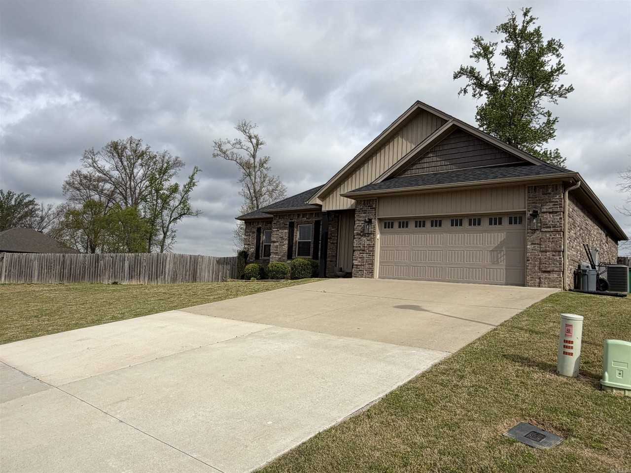 787 Mango Loop - Photo 3 of 44