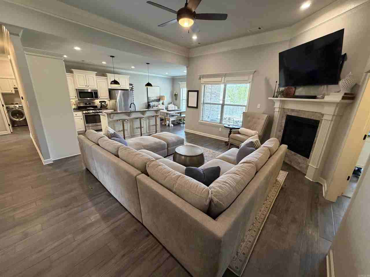 787 Mango Loop - Photo 7 of 44