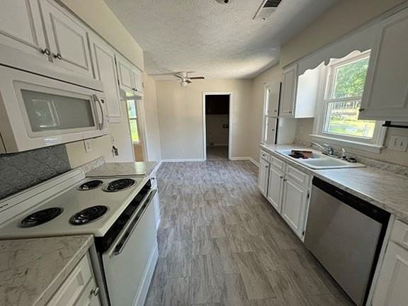 4518 Randall Dr - Photo 7 of 13