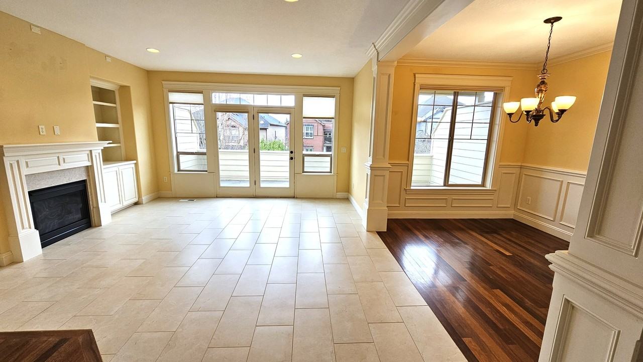 745 W U St #1 - Photo 3 of 26