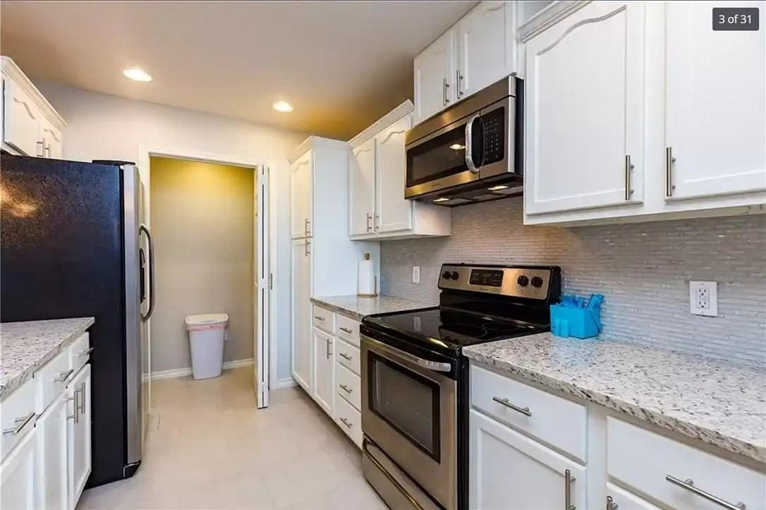 15442 Cruiser St #B - Photo 3 of 20