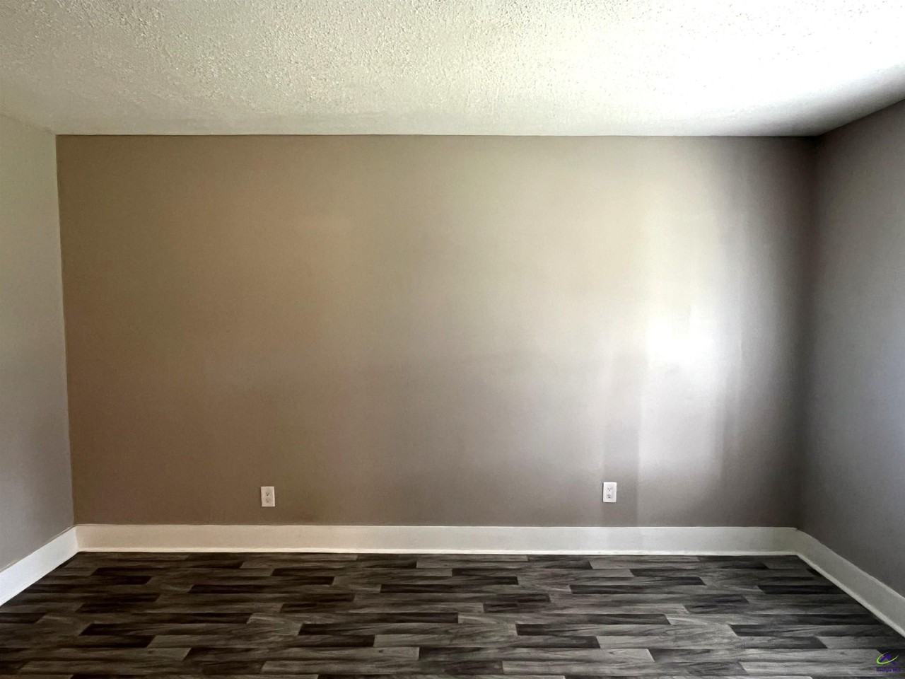 119 Keith Dr - Photo 3 of 23