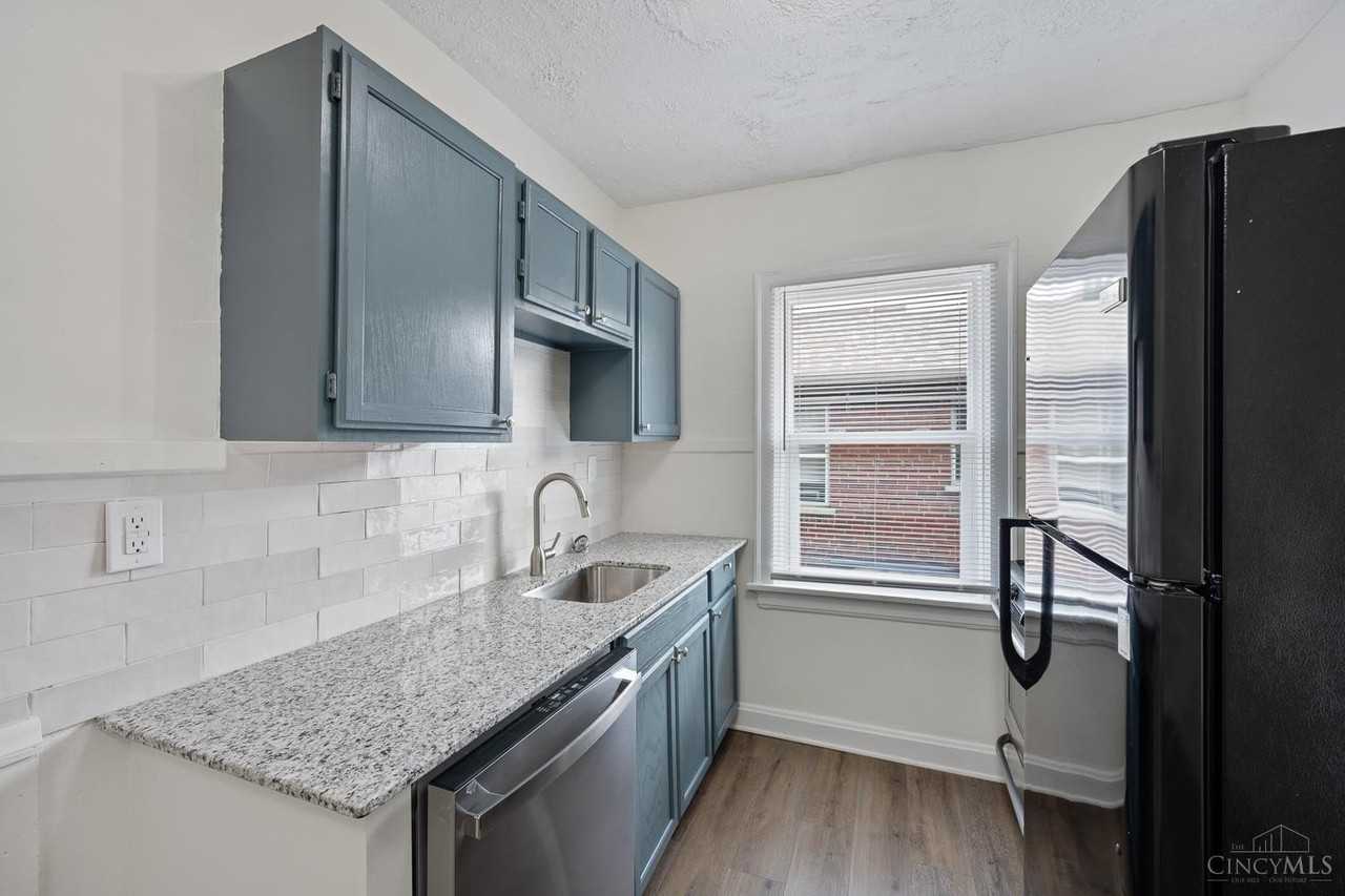 6423 Kennedy Ave #4 - Photo 7 of 10