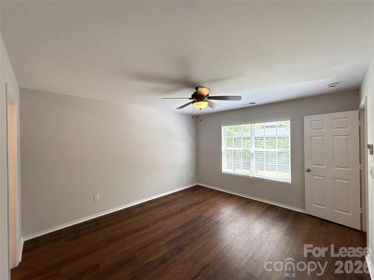 15732 Circlegreen Dr - Photo 7 of 16