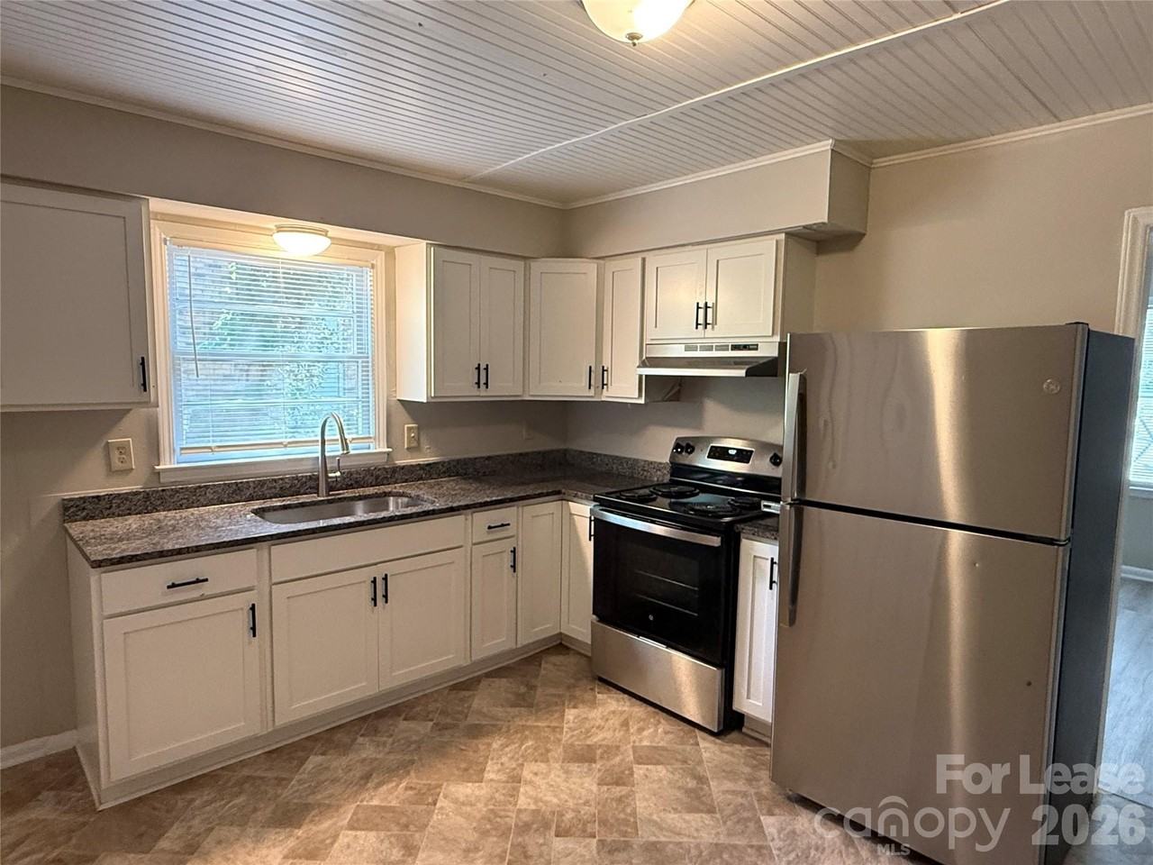 524 Echodale Dr - Photo 2 of 11