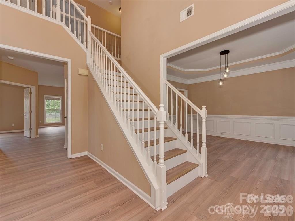 5607 Fulton Ridge Dr - Photo 2 of 44