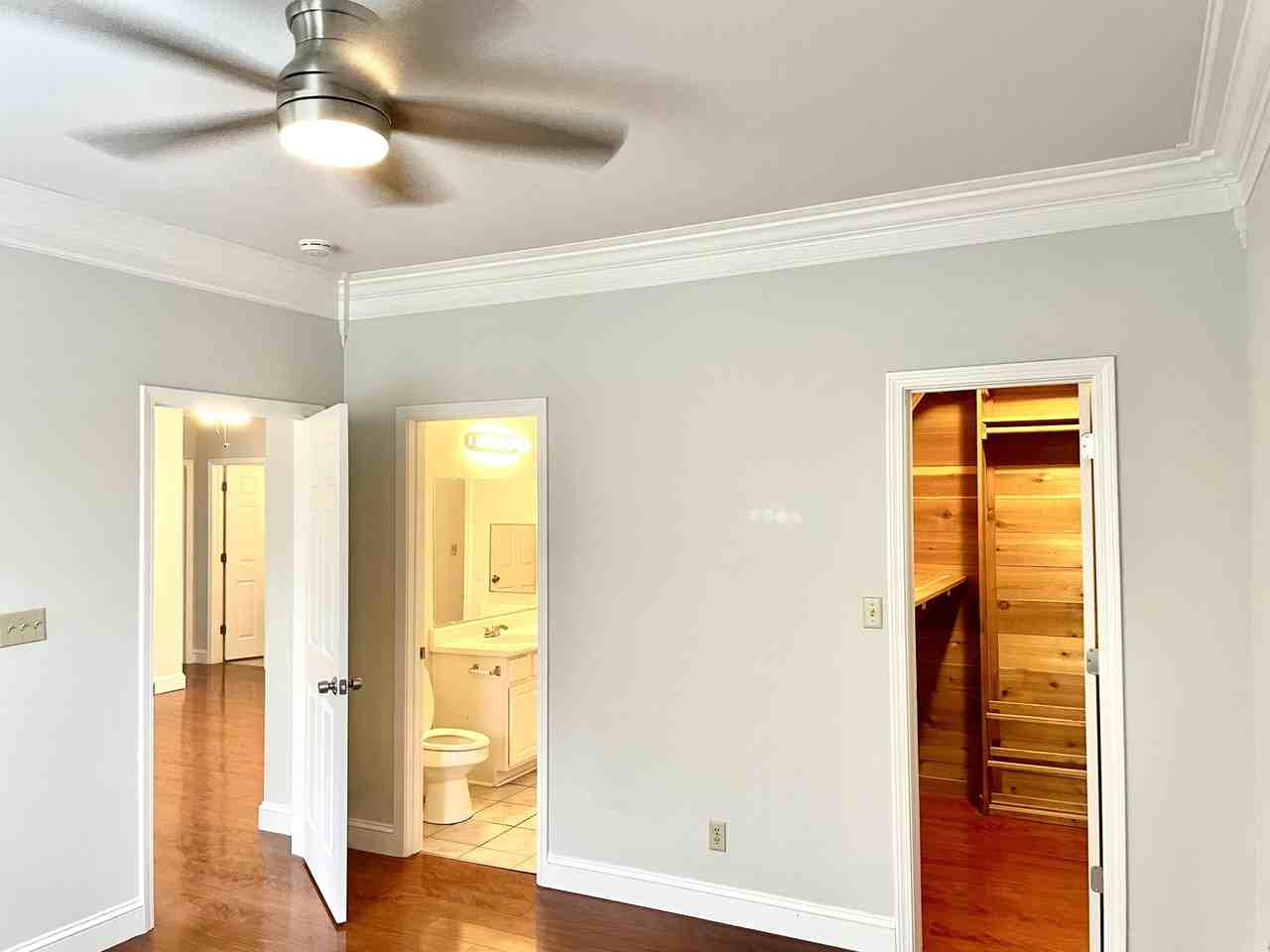 1600 Long Grove Dr #1521 - Photo 4 of 21