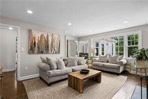 featured image of 80 Ridgewood Ave