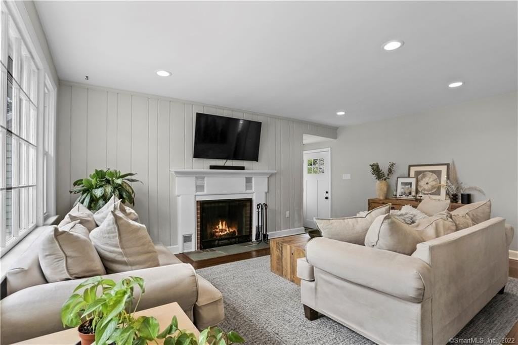 80 Ridgewood Ave - Photo 3 of 40