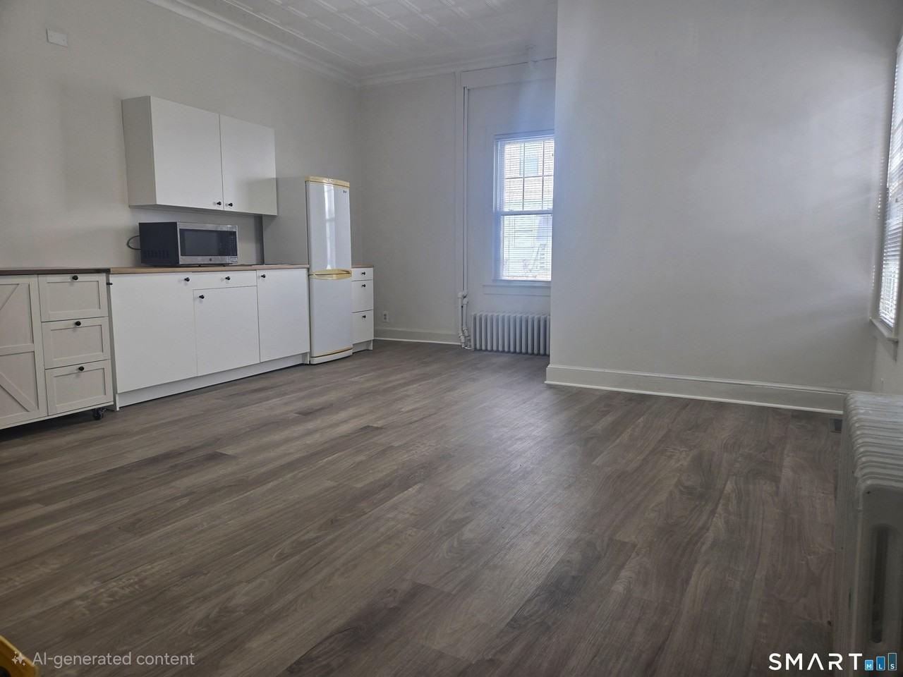 49 Woodside St - Photo 3 of 10