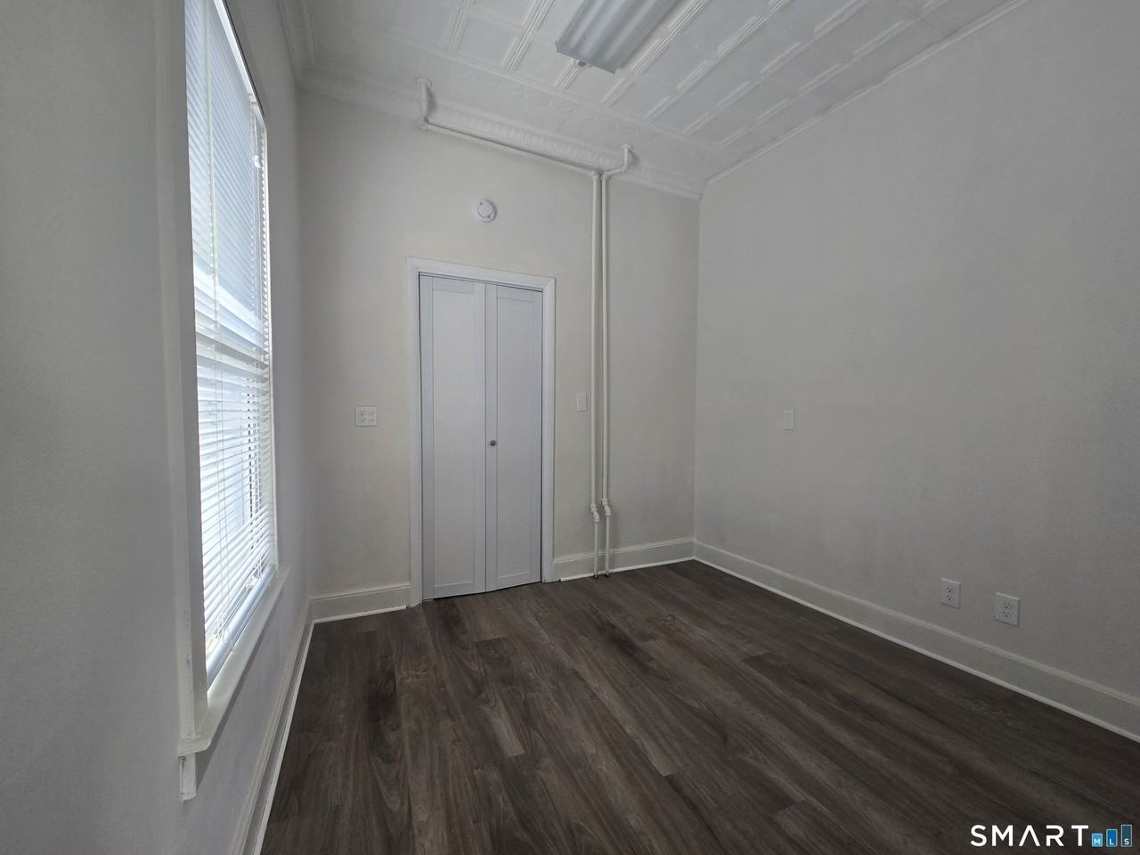 49 Woodside St - Photo 7 of 10