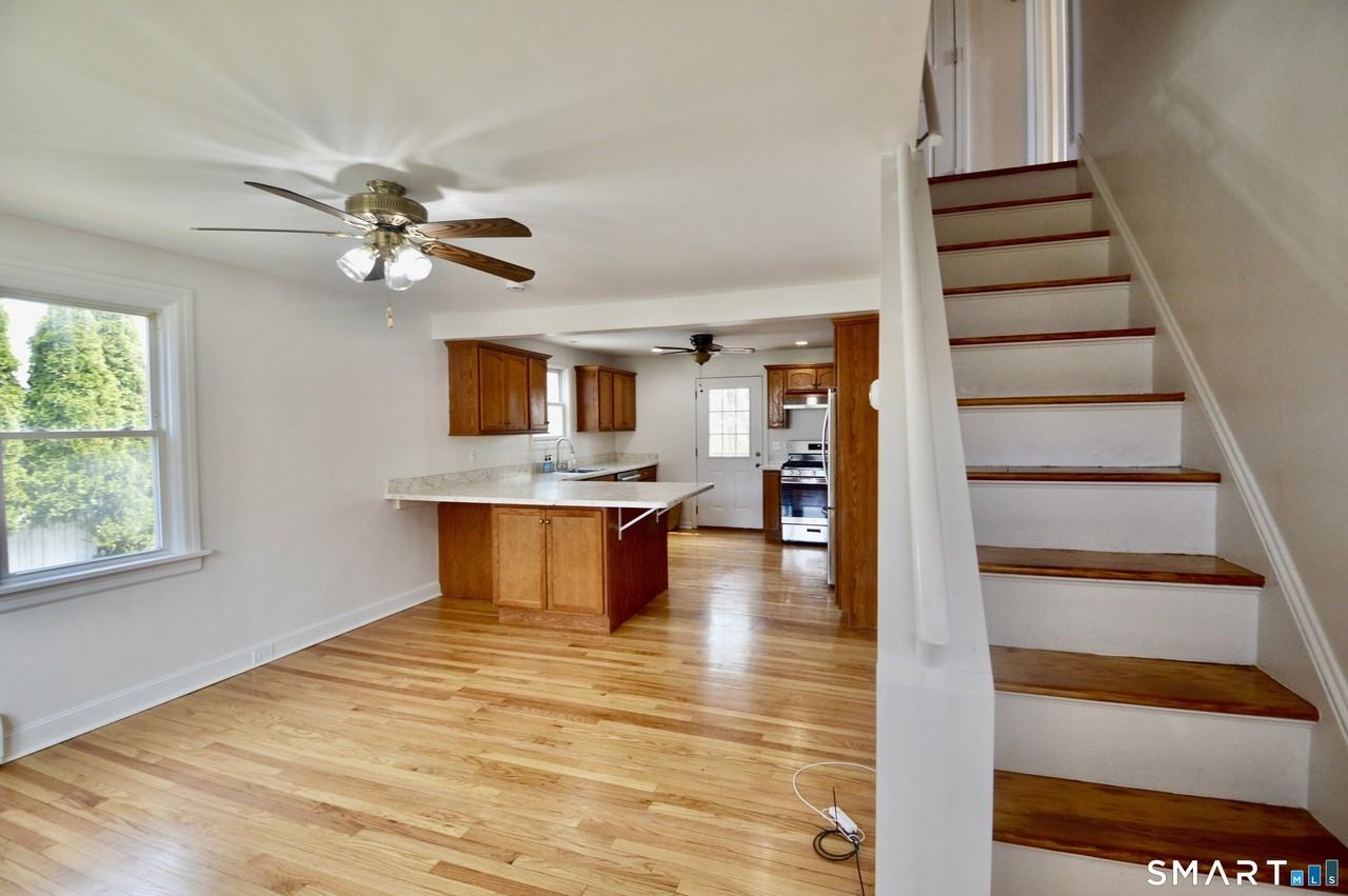 314 Knowlton St - Photo 2 of 26