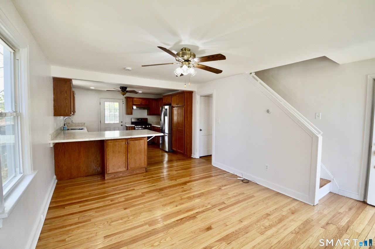 314 Knowlton St - Photo 4 of 26