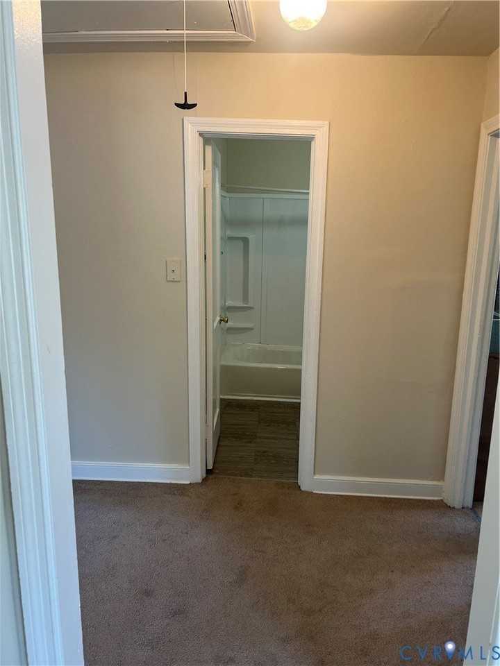 2107 Johnson St - Photo 5 of 13