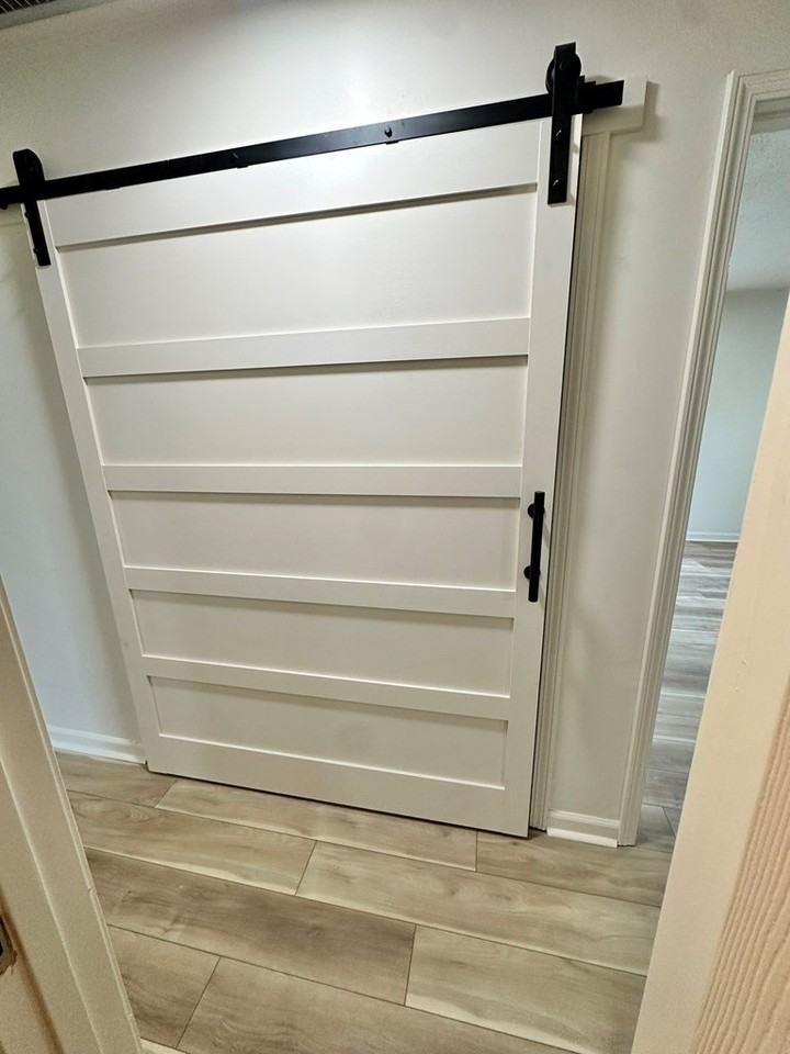 2202 Provincial St - Photo 2 of 12