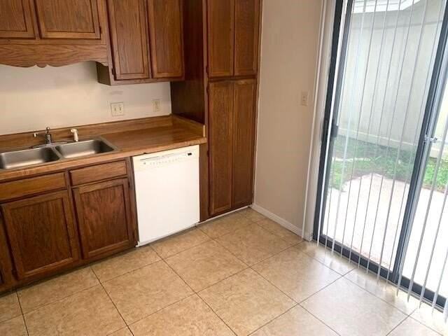 1825 Hunters Path - Photo 5 of 14