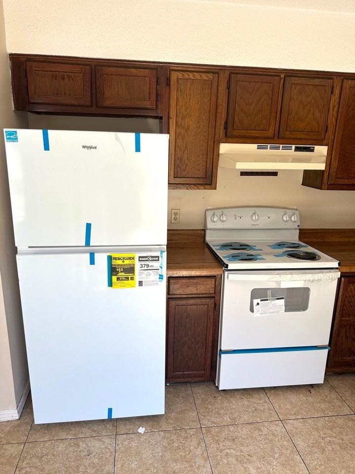 1825 Hunters Path - Photo 6 of 14