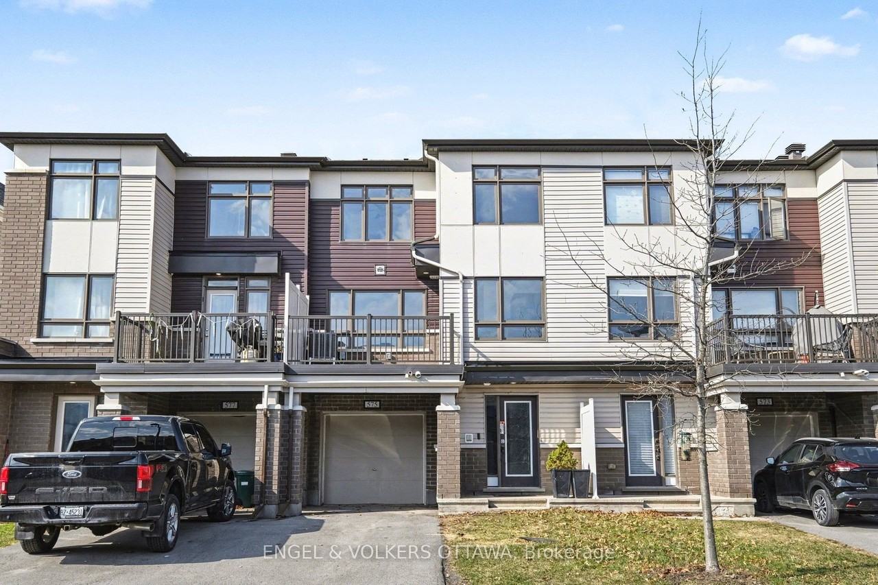 575 Roundleaf Way - Photo 2 of 31