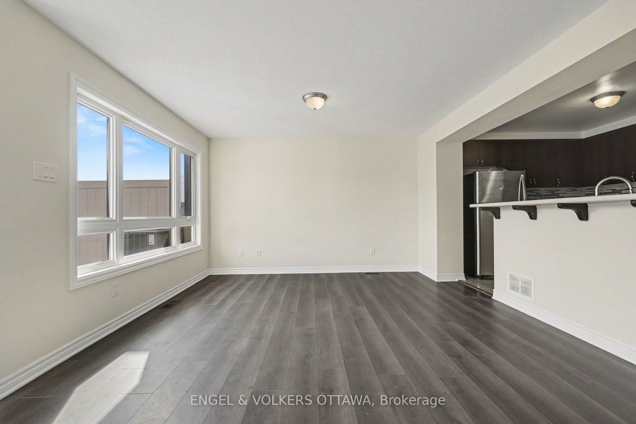 575 Roundleaf Way - Photo 6 of 31