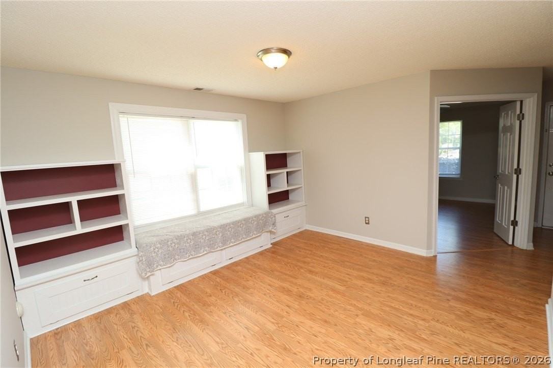 217 Hartshorn Ct - Photo 7 of 41