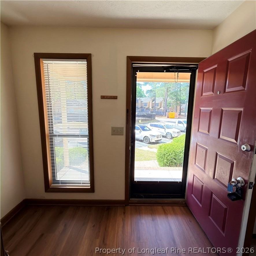 1276 N Forest Dr - Photo 3 of 18