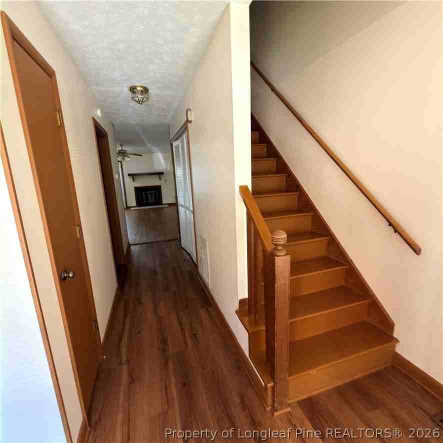 1276 N Forest Dr - Photo 4 of 18