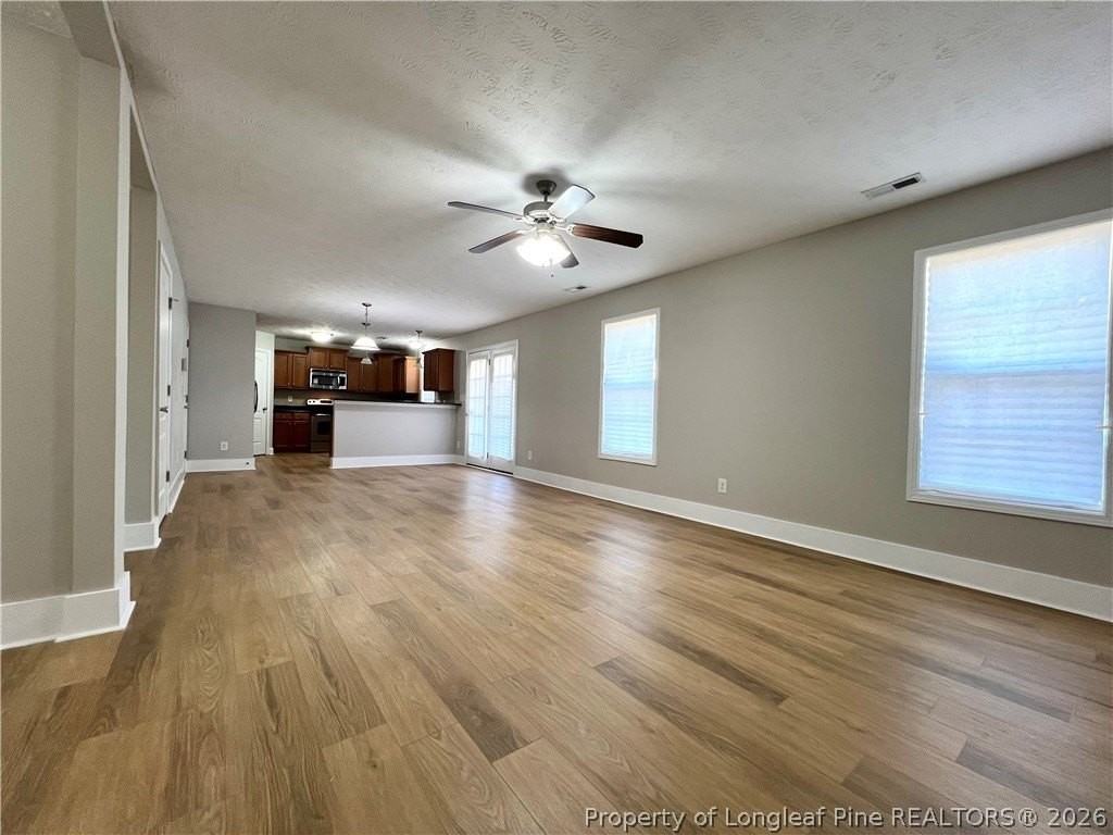 240 Declaration Dr - Photo 6 of 37