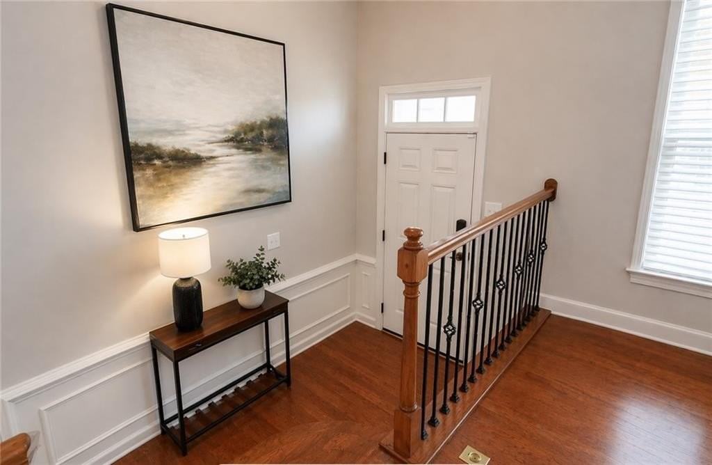 6008 Manchester Cir - Photo 2 of 10