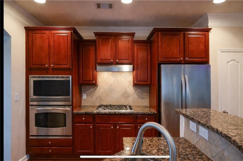 6008 Manchester Cir - Photo 5 of 10