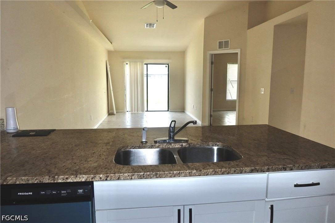 1109 Andalusia Blvd - Photo 5 of 12