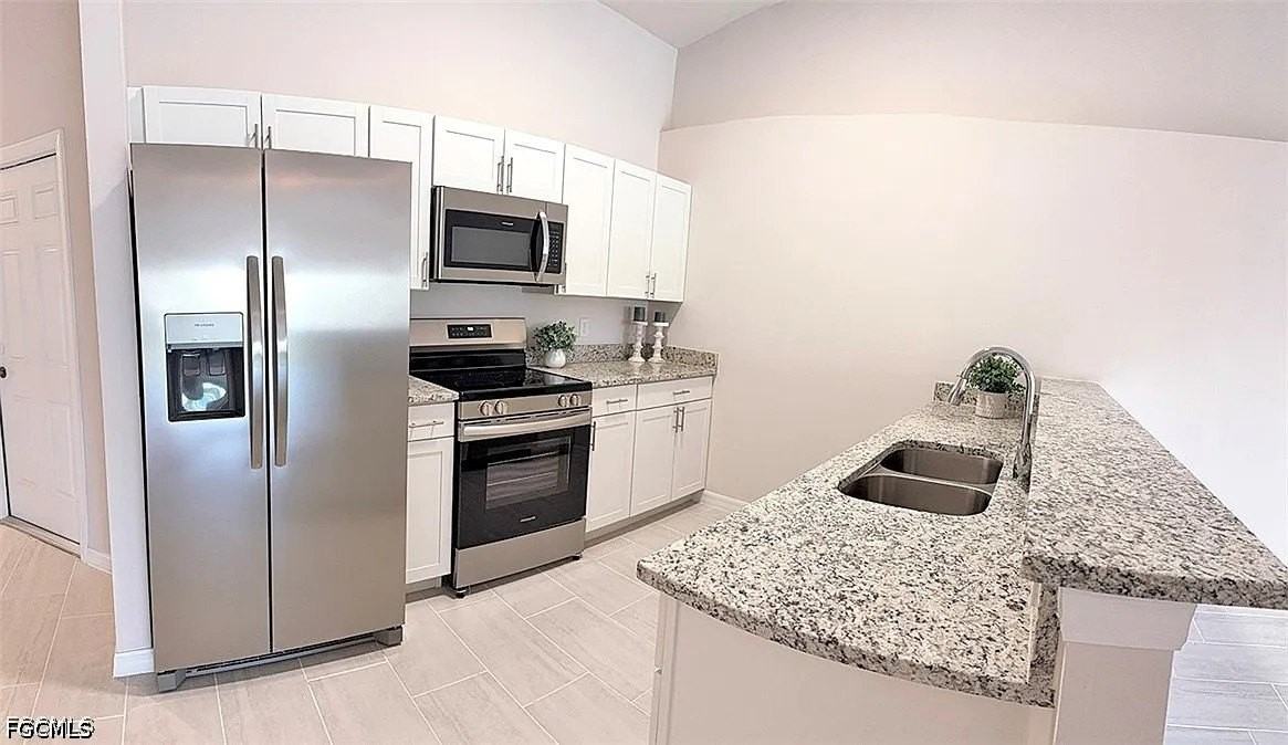 2938 Santa Barbara Blvd - Photo 5 of 9