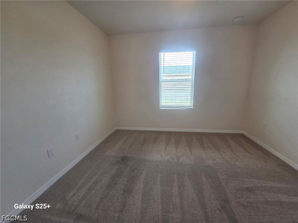 1214 Sw Embers Ter - Photo 7 of 19