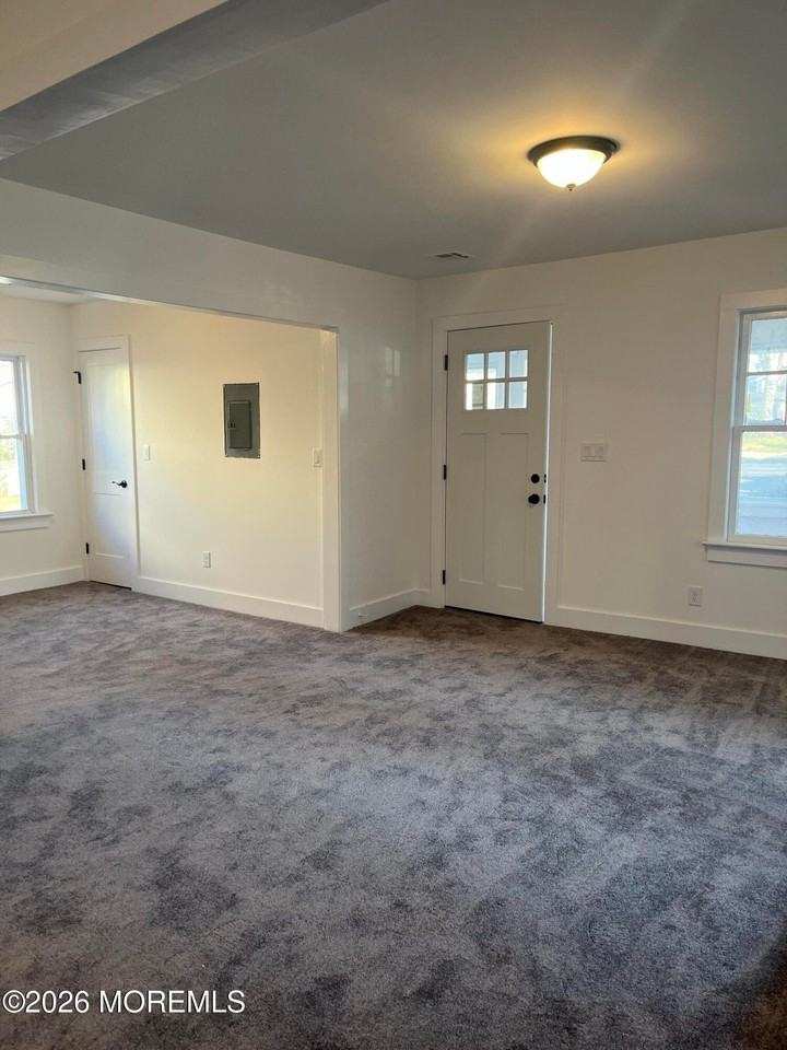 17 Ward Ln - Photo 5 of 13