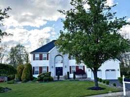 featured image of 22 Arbutus Way