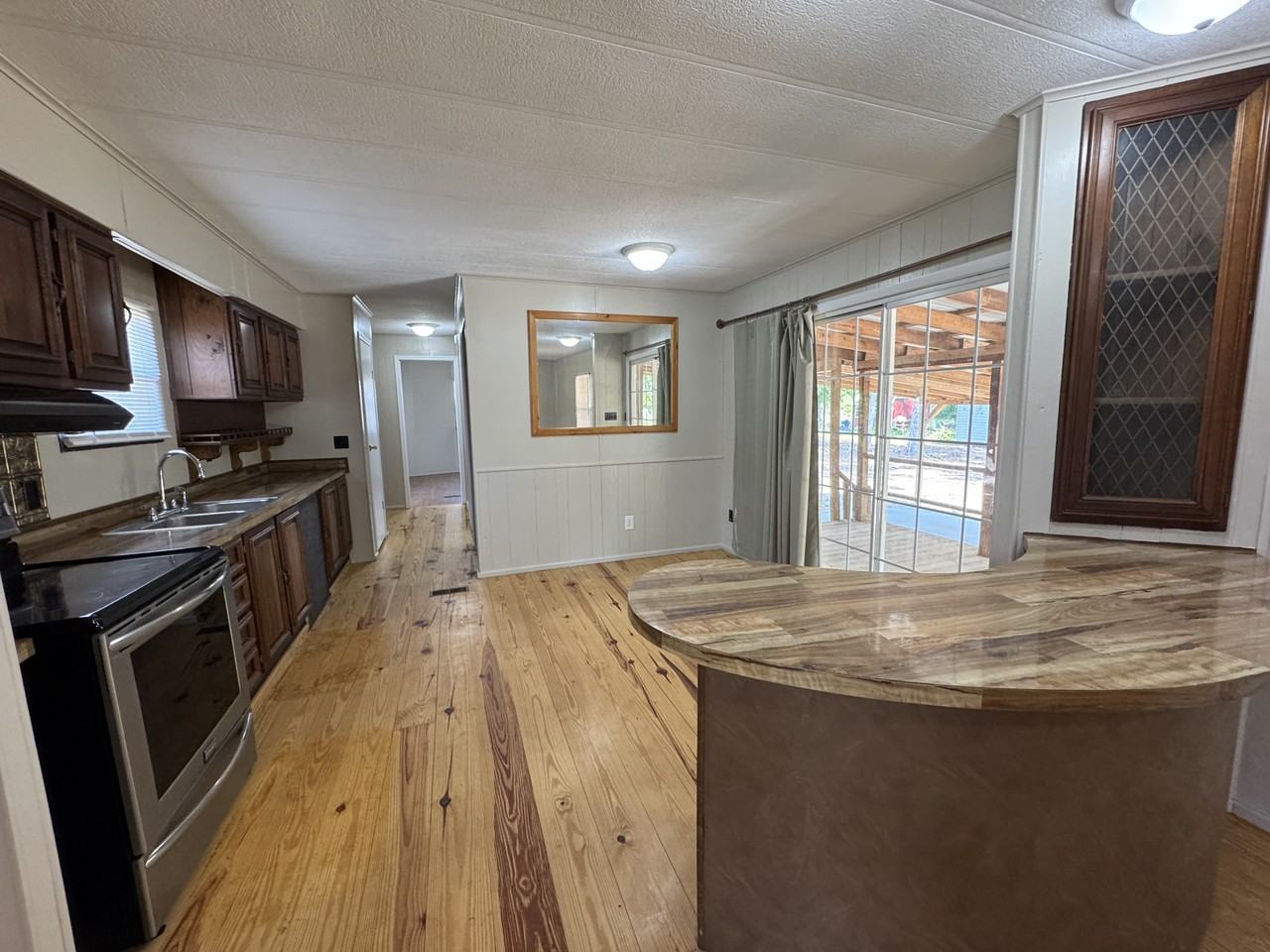 184 Jane Dr #1 - Photo 4 of 15