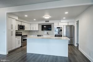 featured image of 21510 Valley Forge Cir #1510