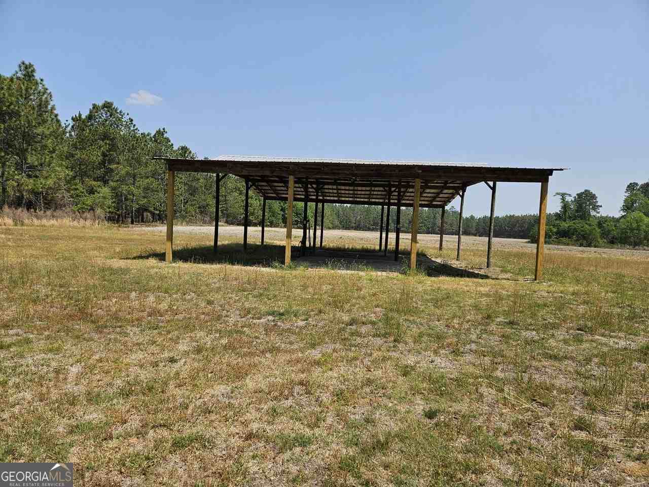 647 Buck Creek Rd - Photo 3 of 16
